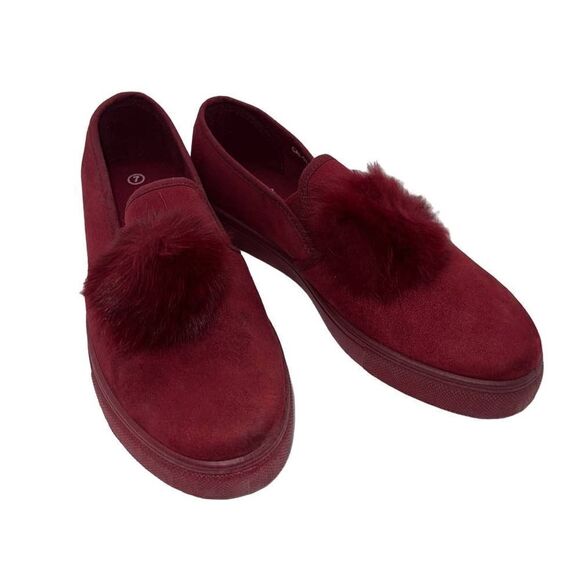 Ositos CAL-02K Burgundy Slip On Pom Pom Sneakers Loafers Size 7 Brand New - Picture 1 of 9